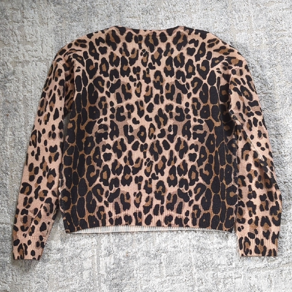 Escada Leopard Print Sweater Size Medium - Picture 5 of 5
